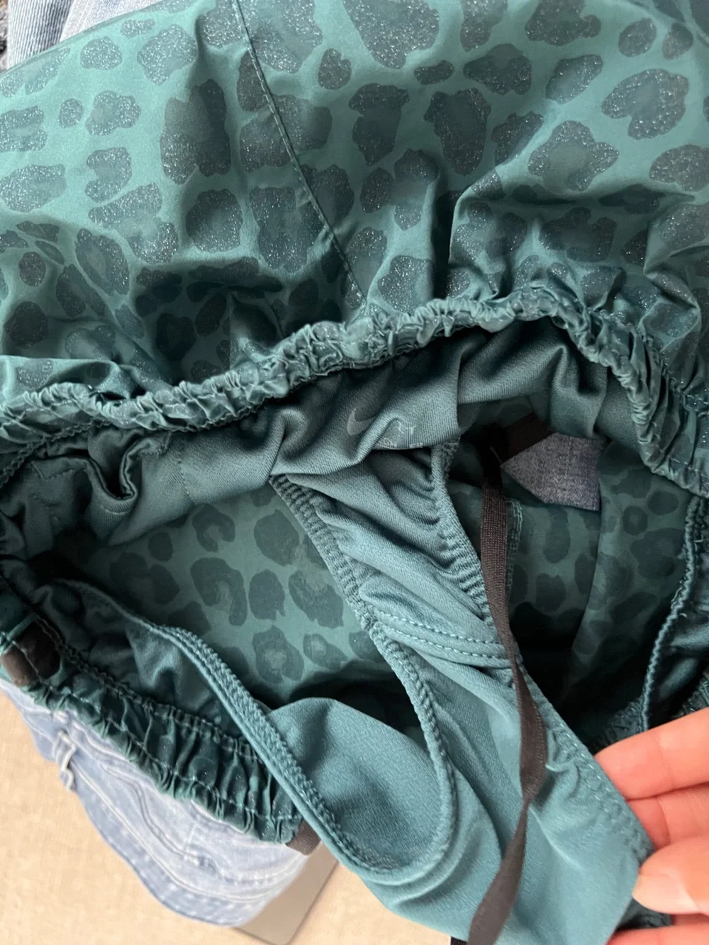 Nike Dri-FIT Teal Leopard Print Running Shorts Women’s XS Athletic Lined